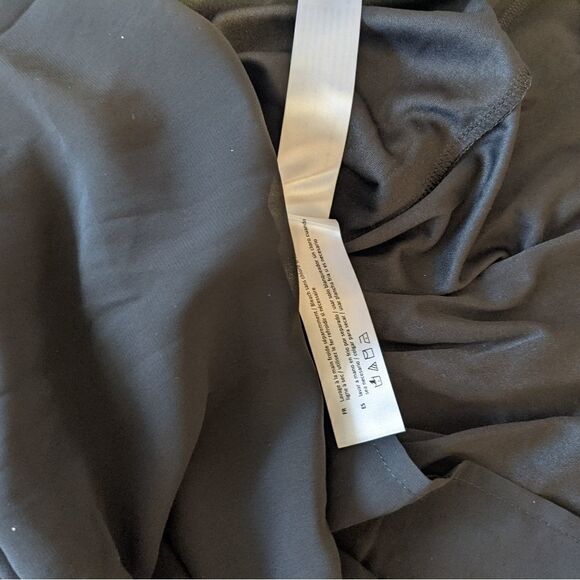 Nwt BOG COLLECTIVE black dress with padded bra velour top size M @Y - Picture 3 of 15